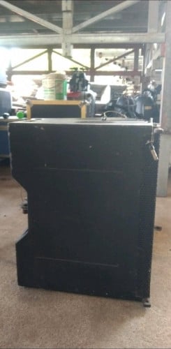លក់ធុងសង់2,5តឹកមួយគូ  តម្លៃ200$ លក់ខាតយកលុយចូលឆ្នាំ