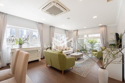 #ForRent🔥 3-Bedroom Serviced Apartment - BKK1, Phnom Penh📍