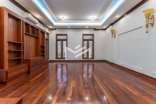 #លក់បន្ទាន់  🔥 អគារកម្ពស់ 4 ជាន់ដ៏ប្រណីត សម្រាប់លក់ នៅបឹងកេងកងទី 1 រាជធានីភ្នំពេញ 📍