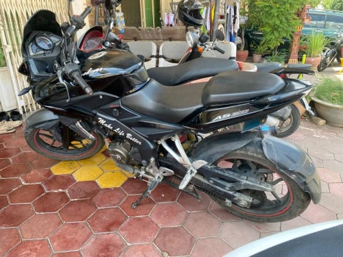 លក់បន្ទាន់ Pulsar 200AS