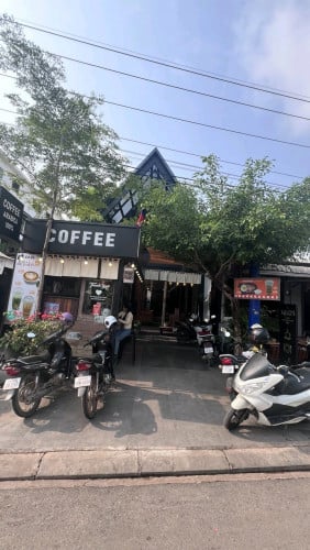 ហាងនិងដីលក់