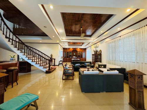 Villa With Pool In Toul Kork