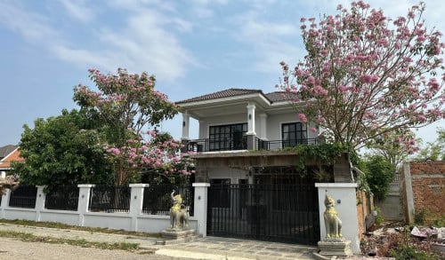 ផ្ទះលក់បន្ទាន់ 24m x 19m