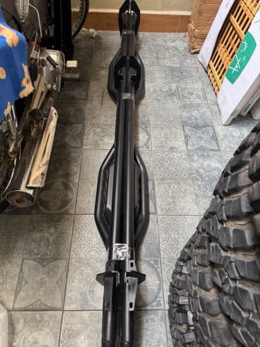 ឈ្នាន់jeep gladiator ១ទឹក 90% លក់ 250$