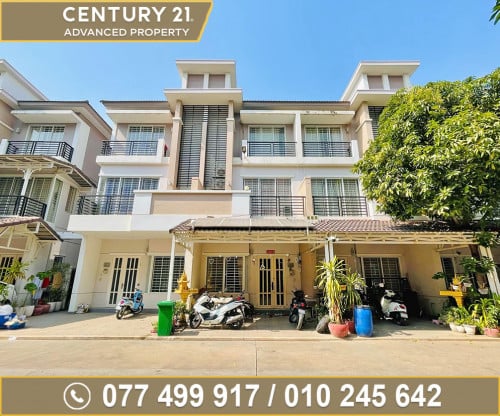 🏘 វីឡាកូនកាត់ (LA) ក្នុងបុរី ប៉េងហួតផ្សារប៉េសេ ត្រូវការលក់បន្ទាន់ខ្លាំង