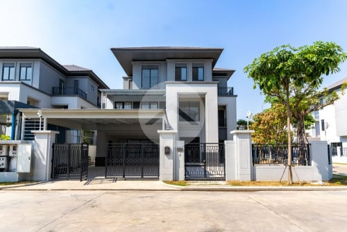 #VILLAFORSALE: សម្រាប់លក់! វីឡា Queen កែងដ៏ប្រណីត 7 បន្ទប់គេង📍នៅ Chip Mong Landmark 60M