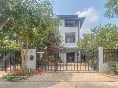 Double Twin Villa For Rent - 出租双床别墅