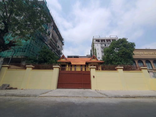 ផ្ទះវីឡានៅទួលគោក