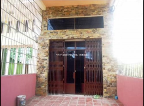 ផ្ទះលក់នៅកន្លែងឆៀកឡាន ផ្លូវធំ ១៨០០ កែង ៥០៨