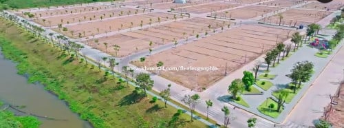 ដីសម្រាប់លក់