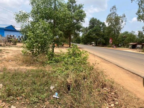 ដីជាប់ផ្លូវជាតិលេខ 6