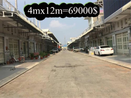 🏘 ផ្ទះលក់(Eo)2ល្វែងជាប់គ្នា ឋិតក្នុងបុរីឡាយគង់ចំការដូង