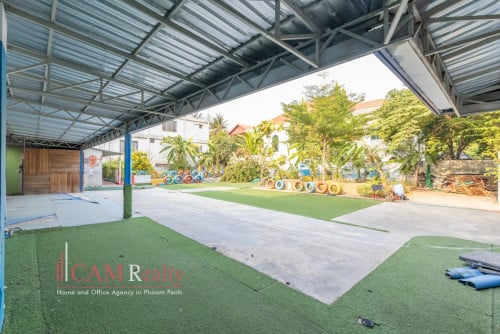 13 Room Corner Commercial Villa For Rent in Toul Kork