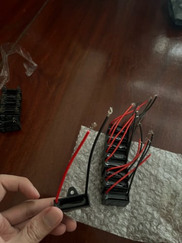 កង់ដង់ និង កុងតាក់លក់