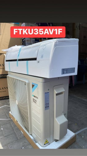 ម៉ានសុីនត្រជាក់DAIKIN ( FTKU35AV1F)1.5hp