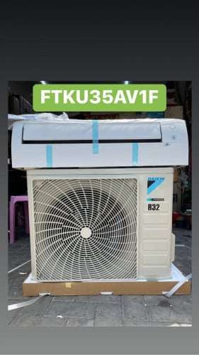 ម៉ានសុីនត្រជាក់DAIKIN ( FTKU35AV1F)1.5hp