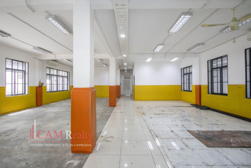 Commercial Building For Rent in Tuol Tumpung