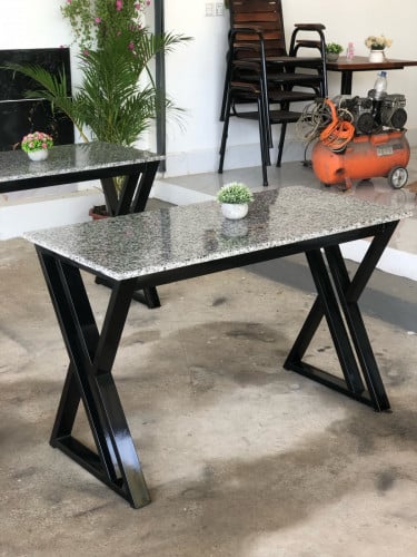 តុថ្មម៉ាប កំពង់ស្ពឺ