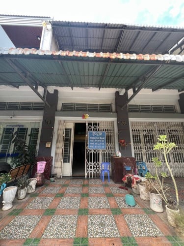 ផ្ទះជួលក្នុងបុរីពិភពថ្មី១280$