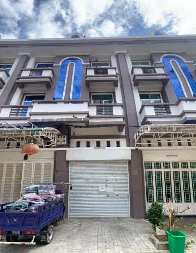 ផ្ទះអាជីវកម្ម លក់ប្រញាប់ (SH) គម្រោងអភិវឌ្ឍន៍ថោន លក់ប្រញាប់