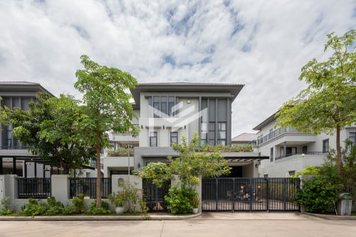 ​បុរីជីបម៉ុង ផាកលែន 50M- វីឡាឃ្វីនសម្រាប់លក់នៅ សង្កាត់ដង្កោ 📍