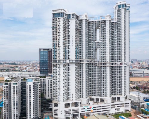 4 Bedrooms Duplex Penthouse for Sale in Urban Village