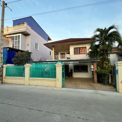 ផ្ទះលក់ ជិតវត្តវាលស្បូវ ពីផ្លូវជាតិ100ម