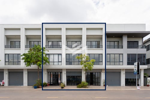 ​បុរីជីបម៉ុង ផាកលែន 50M-ផ្ទះអាជីវកម្ម 3 ល្វែង នៅសង្កាត់ដង្កោ 📍