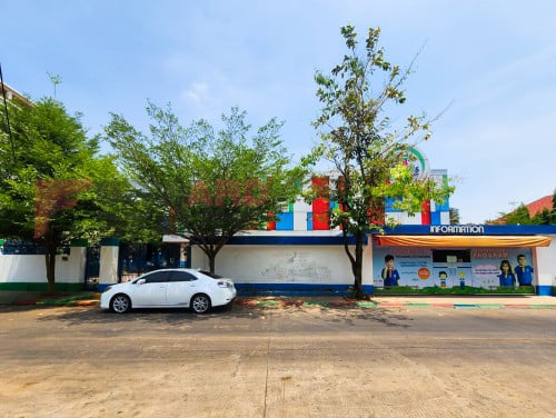 Commercial 8 Bedrooms corner villa available for rent in Toul Kork area.