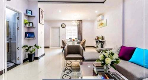 ក្បែរពេទ្យហ្លួង 4bed+5bath Fully Furnished