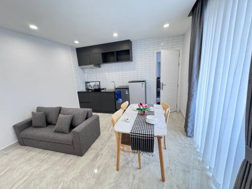 Daun Penh | Newly apartment 1 bedroom for rent near Central Market
