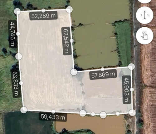 ដីលក់ទំហំ 8000sqm ចំងាយ100ម៉ែត្រពីផ្លូវក្រវ៉ាត់ក្រុងទី៣