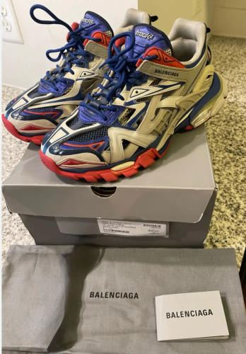 BALENCIAGA Track 2