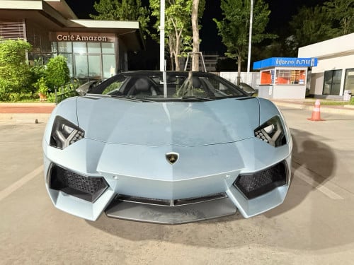 lamborghini aventador roadster