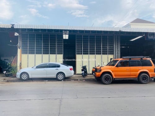 ឃ្លាំងសំរាប់ជួល 10x20m