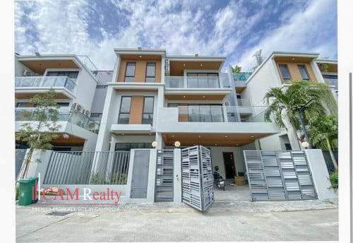 Queen Villa For Rent In Borey Woodland Residence