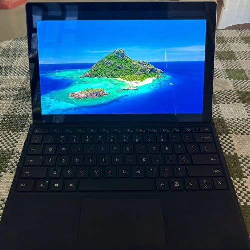 Surface Pro5