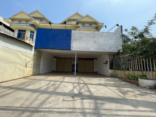 ផ្ទះអាជីវកម្មជួល ផ្លូវធំ371 ផ្សារPC