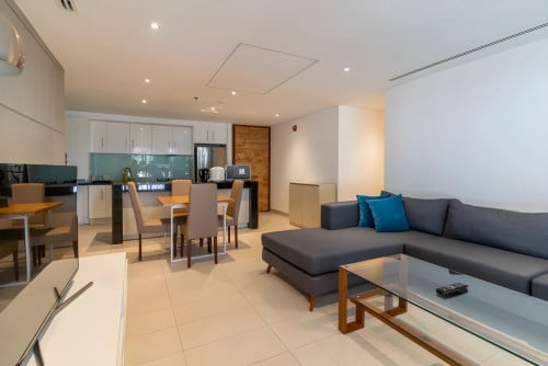 Independence Monument- Spacious 1BR For Rent