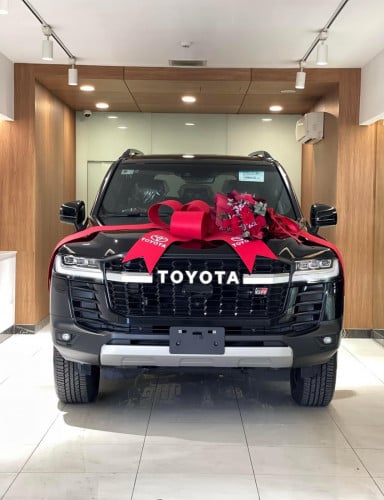 Landcrusier GR sport 2025 ទិញភ្លាមបានភ្លាម