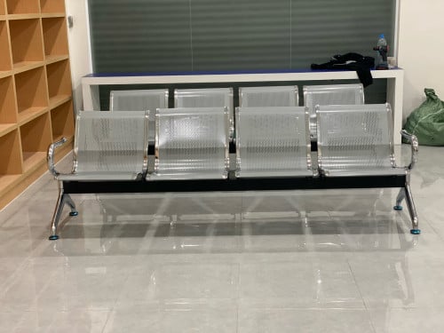 កៅអីរងចាំ