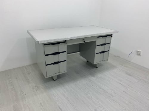 តុដែក ខ្នាត 1.4mx0.7m