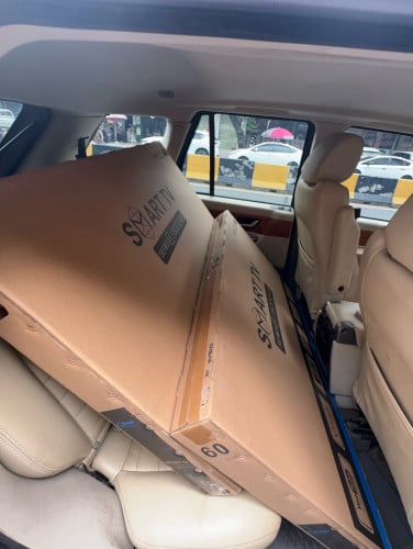 60Inch Smart ធានារមួយឆ្នាំ 395$ តេ360•c អាចបញ្ជារសម្លេងបាន