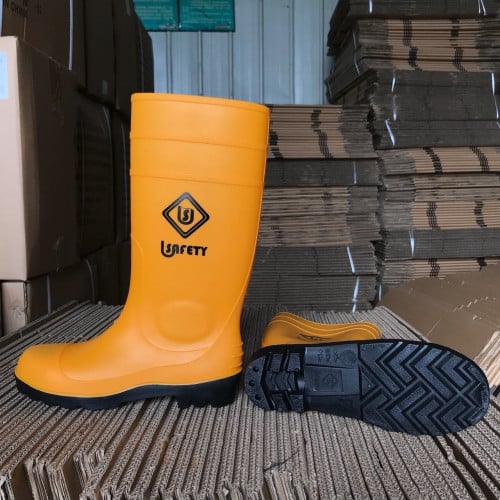 PVC Safety Plus Safety Boot (ស្បែកជើងសុវត្ថិភាព PVC)