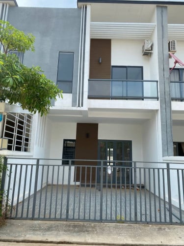 ផ្ទះសម្រាប់លក់ ឬជួល