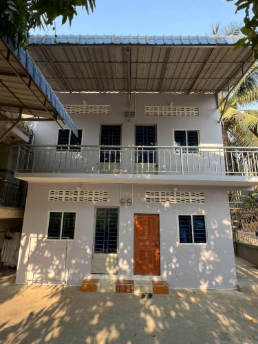 បន្ទប់ជួល ម្តុំទឹកថ្លា តម្លៃ 80$ ឡើង