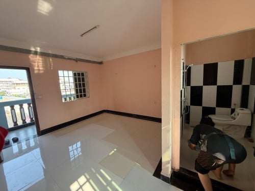 បន្ទប់ជួលទឹកថ្លា 85$