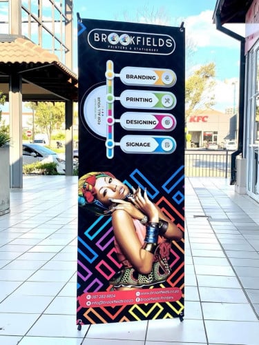 មានទទួលធ្វើ banner, name card, ថតរូប ផ្ដិចរូប, បោះធៀបការ, បកប្រែគ្រប់ភាសា, ………