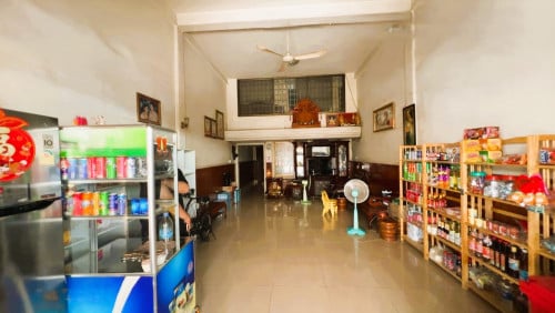 🏦Flat Available for Urgent Sale at a Special Price (Negotiable).