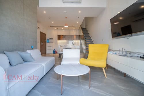 2 bedrooms duplex penthouse apartment for rent in Chroy Changvar